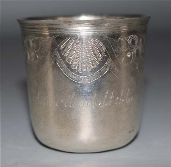 A late 18th century French silver tumbler, 58 grams.